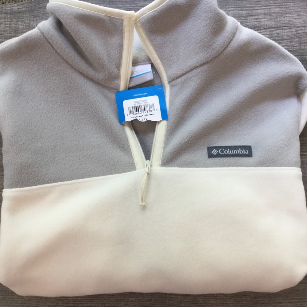 Columbia fleece top women’s large Brand New